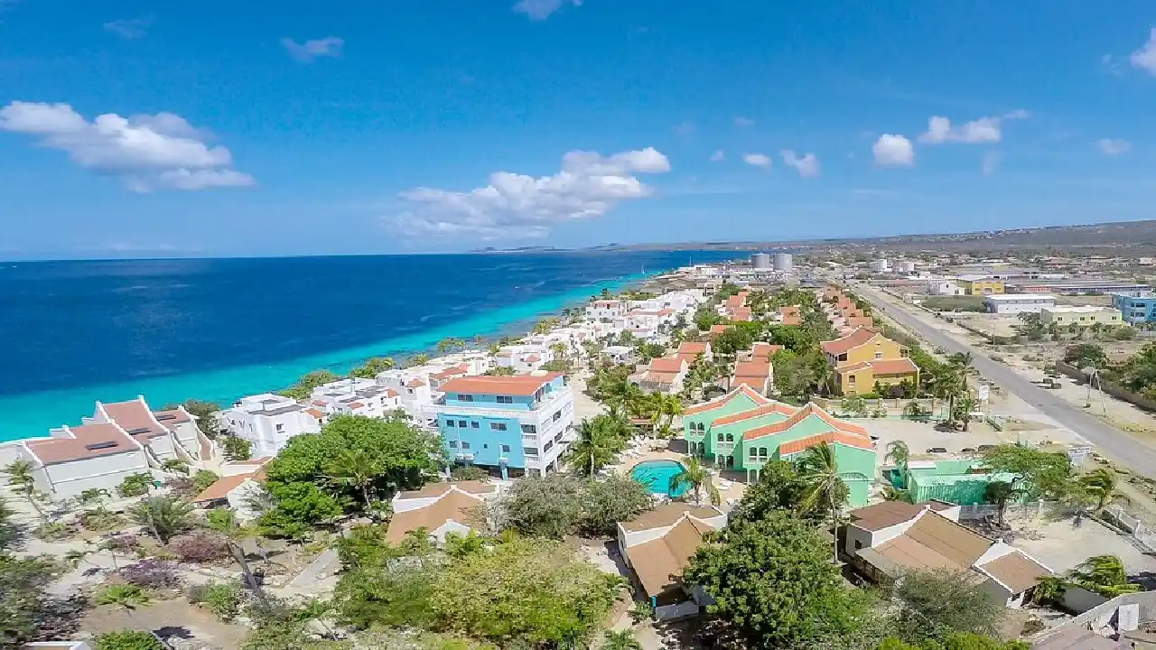 Coral Paradise Resort